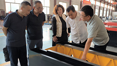 Prestigious Clients Visit Slmn CNC Machine for In-depth Collaboration